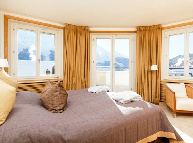 91_Hotel Monopol - Schoene Aussichten Touristik - Deluxe Suite 404 Bedroom